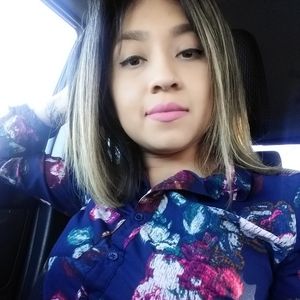 Meet your Posher, Mia